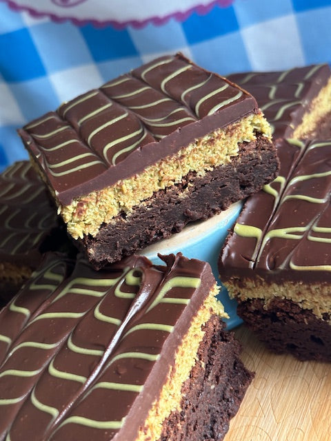 A delicious Pistachio Cream Kunafa Brownie 